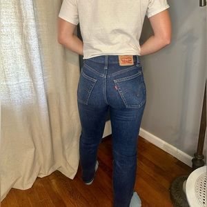 Levi’s Wedgie Straight Jeans